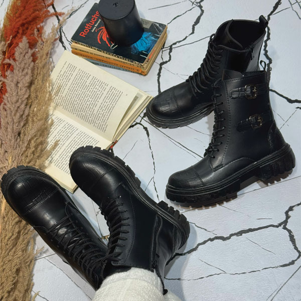 نیم بوت ساقدار چرم زنانه مدل سنگی