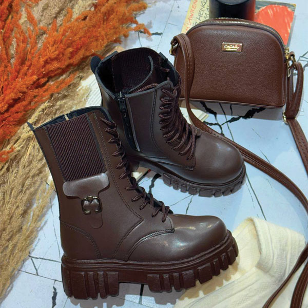 نیم بوت ساق دار طرح جیب دار شکلاتی