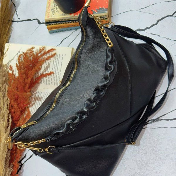 کیف چرمی زنانه کارتیر دار