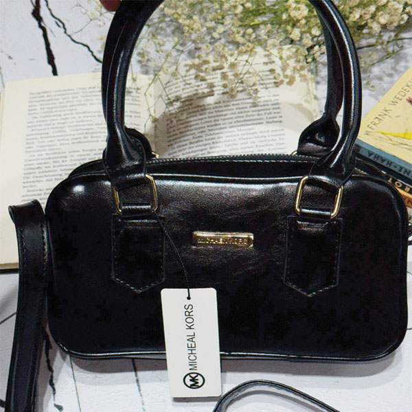 کیف چرم دوشی زنانه مدل Michael Kors